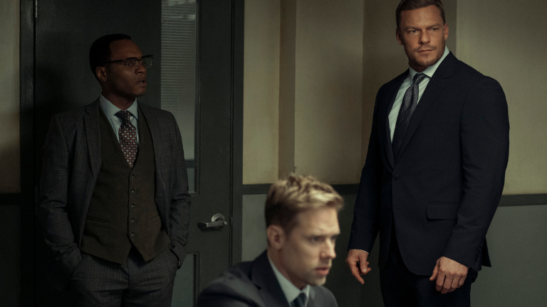 Alan Ritchson, Malcolm Goodwin and Shaun Sipos in REACHER